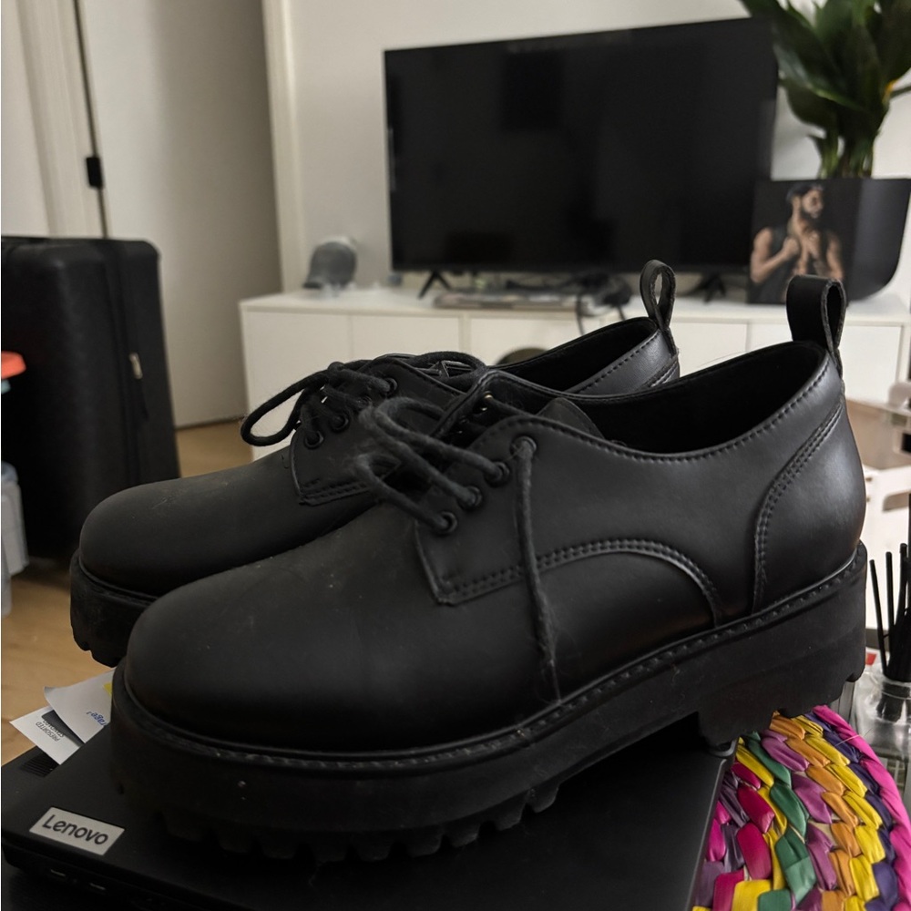 Green Laces Farah Vegan Platform Oxfords – Size 39 (US 8)